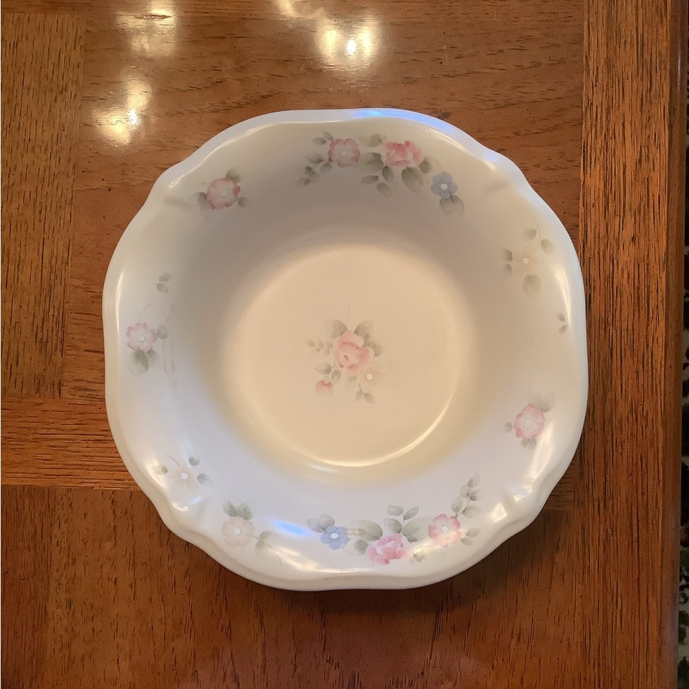 Phaltzgraff serving bowl-Tea Rose pattern